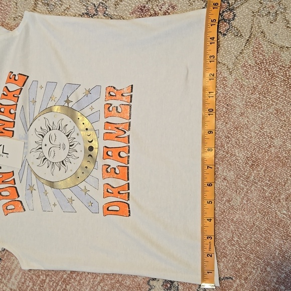 Vinyl Icons White Graphic Tee with Gold Sun and Moon Don't Wake The Dreamer Sz M - Picture 7 of 7
